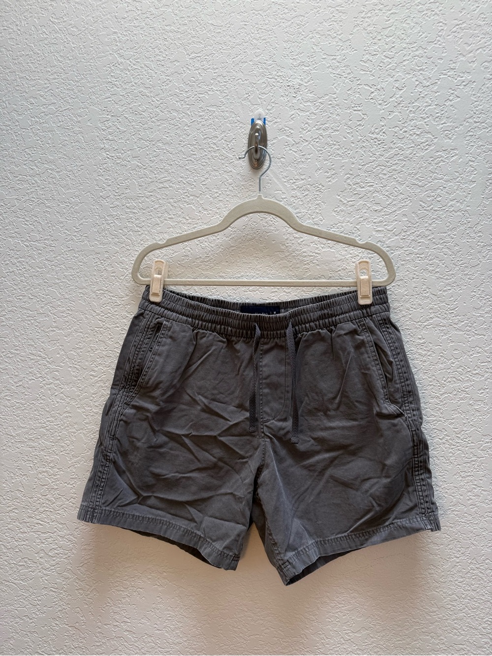 Abercrombie & Fitch Men's Charcoal Drawstring Athletic Shorts